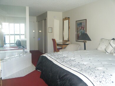 5_Otter_Rock_real_estate_Unit172_studio_