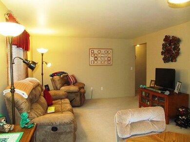 562 Village Dr unit F21, Central Point, OR 97502 - photo 6