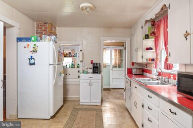 1156 Round Hill Rd, Winchester, VA 22602 - photo 5