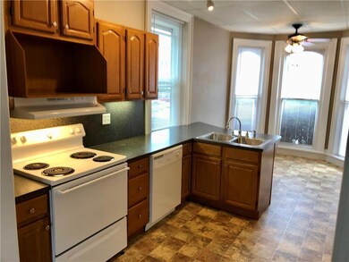 20 4th St, Slatington, PA 18080 - photo 5