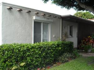 CORNER UNIT VILLA