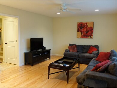 214 Fox Run unit 18, Colchester, VT 05446 - photo 3