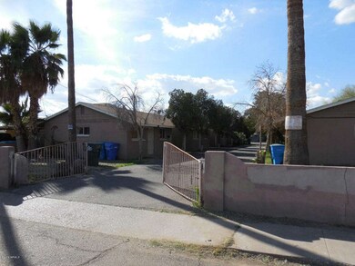 2032 N 26th
