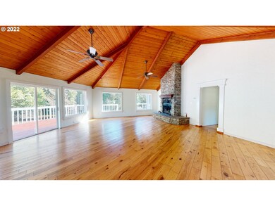 13621 S Myrtle Rd, Myrtle Creek, OR 97457 - photo 7