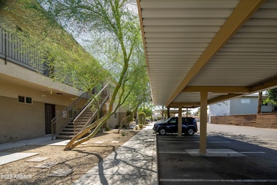 2016 W Orangewood Ave, Phoenix, AZ 85021 - photo 7