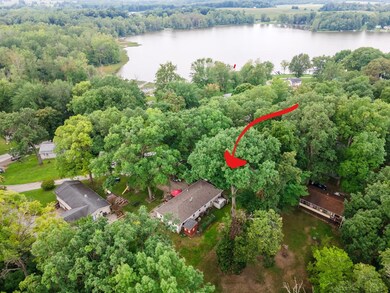 24 Ems R4b1 Ln, Pierceton, IN 46562 - photo 2