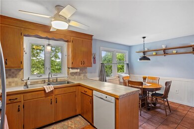 9 Boiling Spring Ave, Westerly, RI 02891 - photo 7