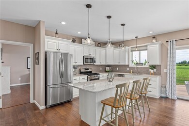 16757 Fox Ridge Dr, Effingham, IL 62401 - photo 6