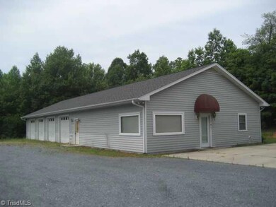 187 Browers Chapel Rd, Asheboro, NC 27205 - photo 2