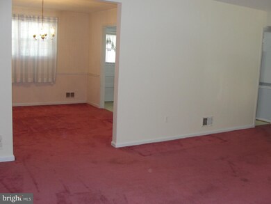 4106 Rocky Mount Dr, Temple Hills, MD 20748 - photo 5