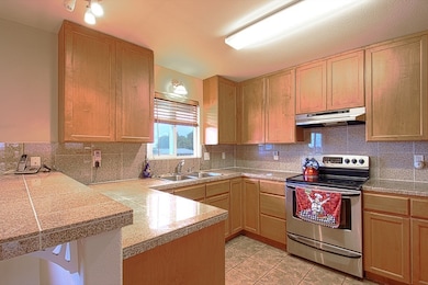 545 Piliki Place, Hilo, HI 96720 - photo 7