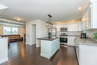 31 B Orchard St unit B, Haverhill, MA 01830 - photo 5