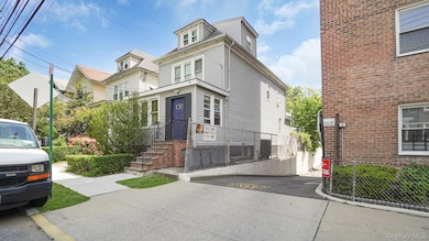 320 E 235th St, Bronx, NY 10470 - photo 2