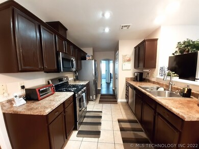 20348 E 43rd St S, Broken Arrow, OK 74014 - photo 3