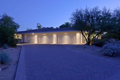 Front 10 - Garage Entry
