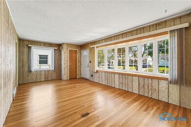 2652 Claredale Rd, Toledo, OH 43613 - photo 6