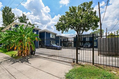 1011 Enid St unit 1, Houston, TX 77009 - photo 3