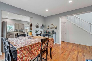 7366 Pineview St NE, Keizer, OR 97303 - photo 5