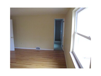 6399 Douglas St, Pittsburgh, PA 15217 - photo 7