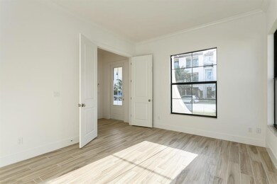 08_4072FaradayWay_Alton_54001_Office_HiR