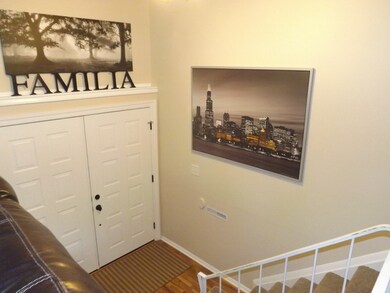 125 Pueblo Rd, Carpentersville, IL 60110 - photo 3