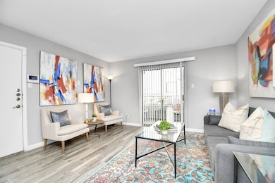 2701 W Bellfort Ave unit 1016, Houston, TX 77054 - photo 3