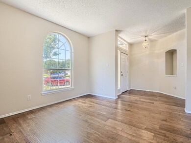 Family room/Dining room