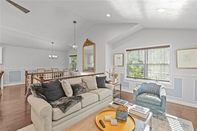 611 Pleasant Valley Pkwy, Providence, RI 02908 - photo 4