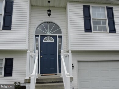 155 Mercedes Dr, Martinsburg, WV 25404 - photo 2