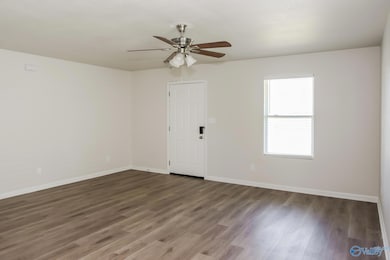 129 Elmhurst Dr, Harvest, AL 35749 - photo 2