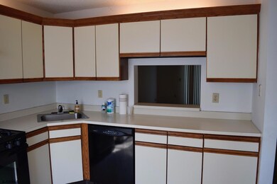 22 Seneca Dr, Galloway, NJ 08205 - photo 5