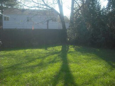 1071 Billie Dr, Columbus, OH 43227 - photo 2