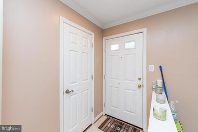 1905 Winslow Ct, Woodbridge, VA 22191 - photo 5