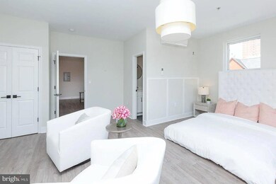 1122 N Calvert St unit 205, Baltimore, MD 21202 - photo 5