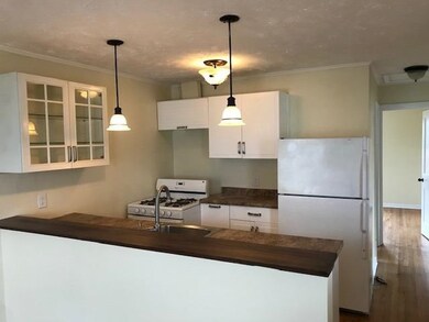 242 N Lindberg St, Griffith, IN 46319 - photo 5