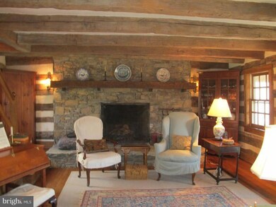 1954 N Poes Rd, Flint Hill, VA 22627 - photo 5