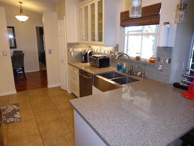 Kitchen Bar