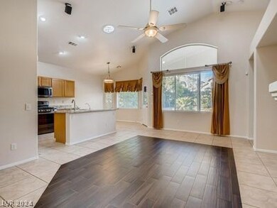 2923 Branch Creek Ct, Las Vegas, NV 89135 - photo 7