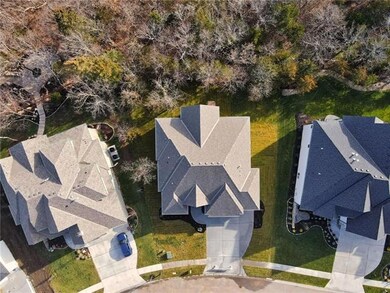 9237 Brownridge St, Lenexa, KS 66220 - photo 4