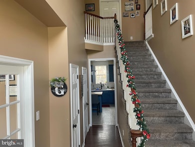 140 Magnolia Dr, Pennsville, NJ 08070 - photo 2