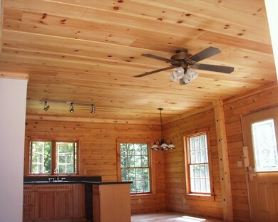 603 Wiley Mountain Dr, Readsboro, VT 05350 - photo 7