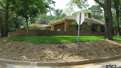 3623 3623 Cloverdale, Tyler, TX 75701 - photo 2