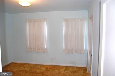 3452 Mcshane Way, Dundalk, MD 21222 - photo 6