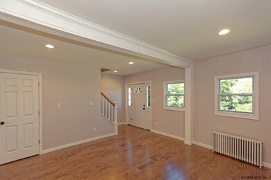 6 Acorn Ave, Rensselaer, NY 12144 - photo 7