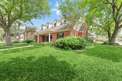 Lots of yard space in both front and back!