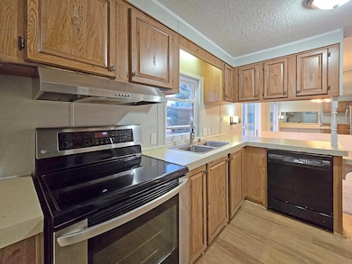 373 Garfield St, Vanderbilt, MI 49795 - photo 6