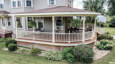 304 Locust St, Mineral, IL 61344 - photo 4