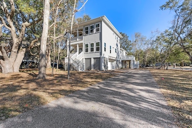 1461 Lieben Rd, Mount Pleasant, SC 29466 - photo 2