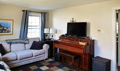 171 Dorset St, Springfield, MA 01108 - photo 4