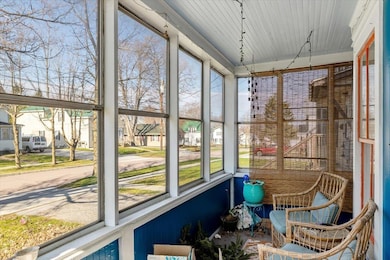 25 Diamond St, Saint Albans, VT 05478 - photo 4